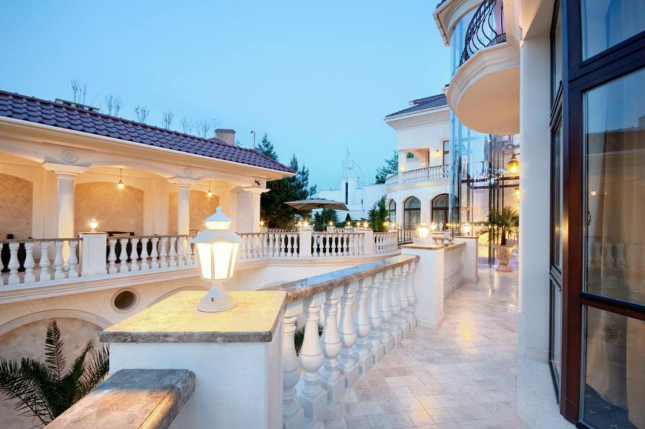 Villa Le Premier - Maestro Odesa Exterior foto