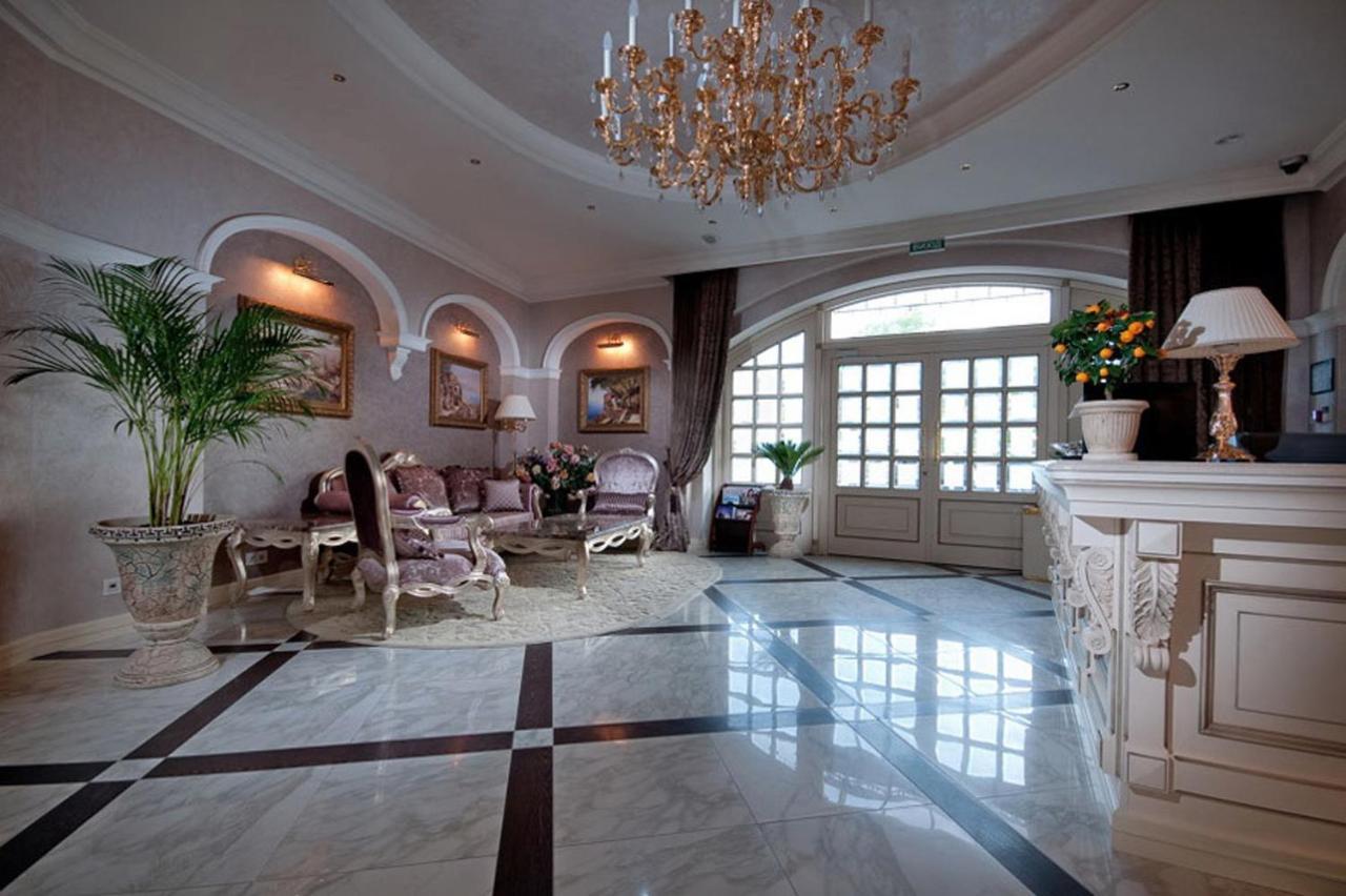 Villa Le Premier - Maestro Odesa Exterior foto
