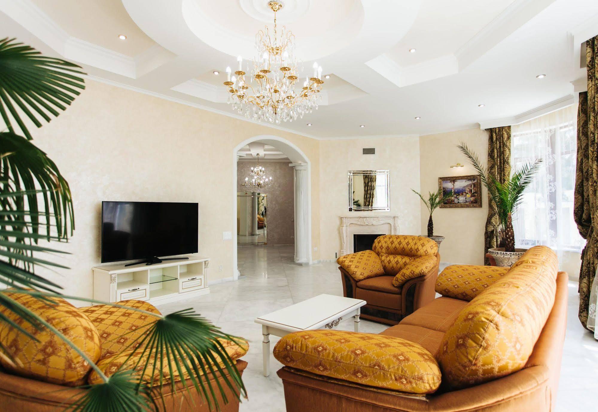 Villa Le Premier - Maestro Odesa Exterior foto